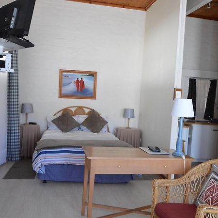 Aqua Marine Guest House Port Elizabeth Exterior foto