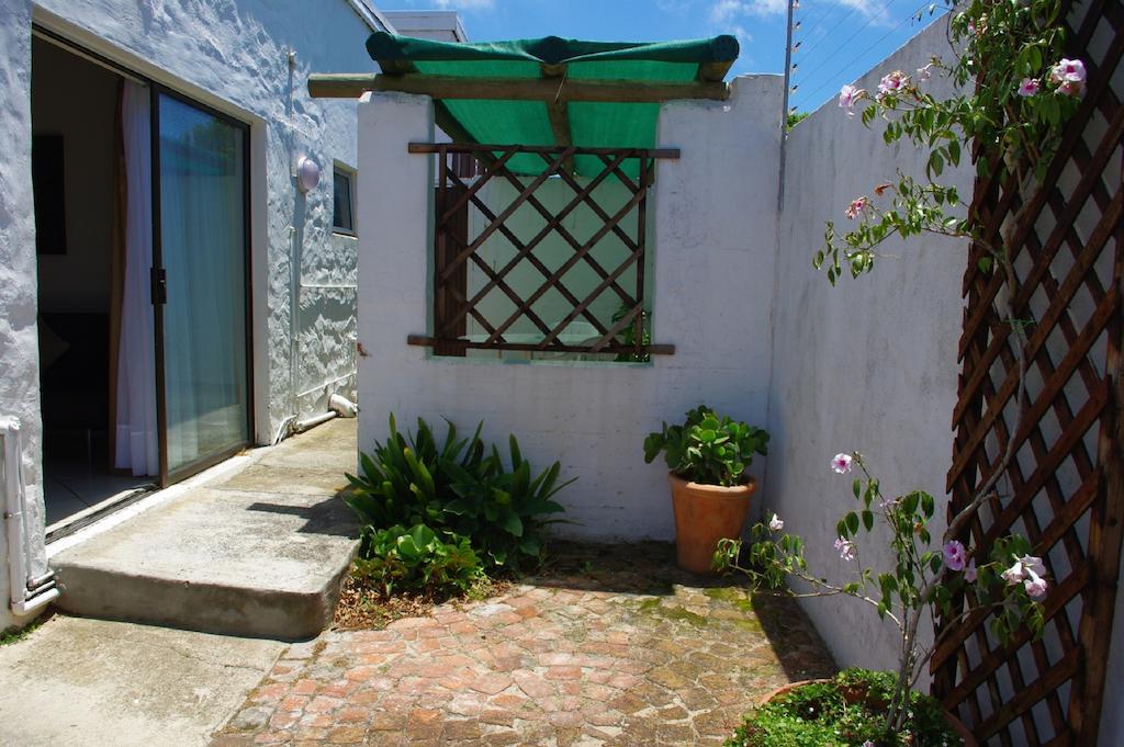 Aqua Marine Guest House Port Elizabeth Exterior foto