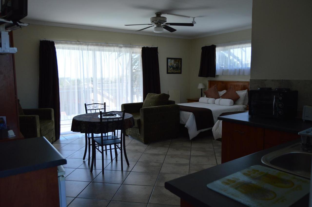 Aqua Marine Guest House Port Elizabeth Exterior foto